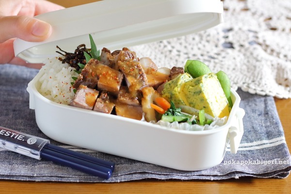 しっとり絶品【紅茶豚】のっけ弁！ドーム型弁当箱を活かす詰め方のコツ