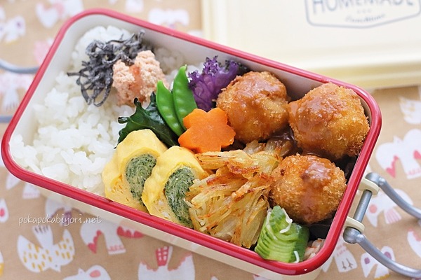 豚こまで節約!冷めても柔らかい「豚カツボール」弁当|中学生の娘へ