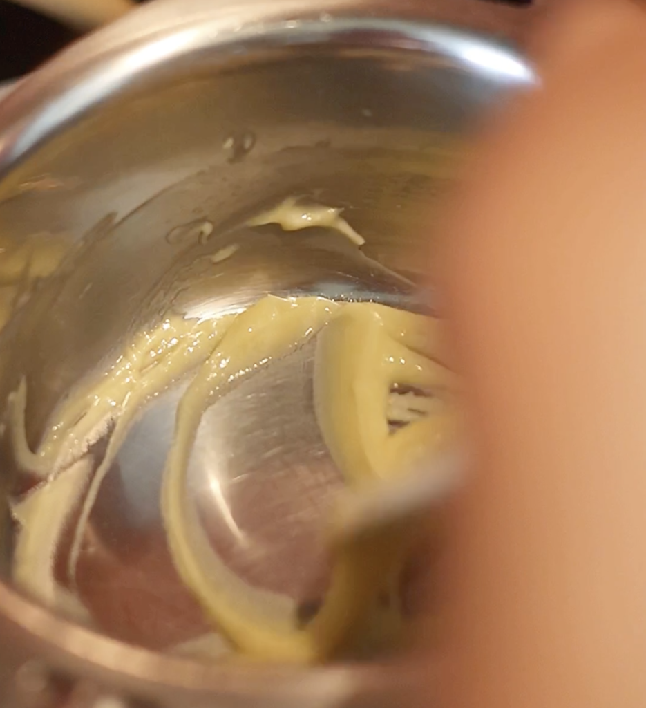 ポルチーニソース作り