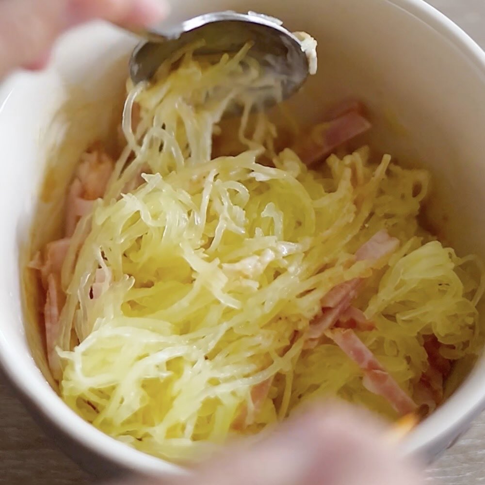 そうめんかぼちゃとハムと調味料を軽く和えたら完成