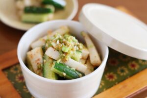 シャキシャキ！大根ときゅうりのやみつき韓国風ピリ辛和え