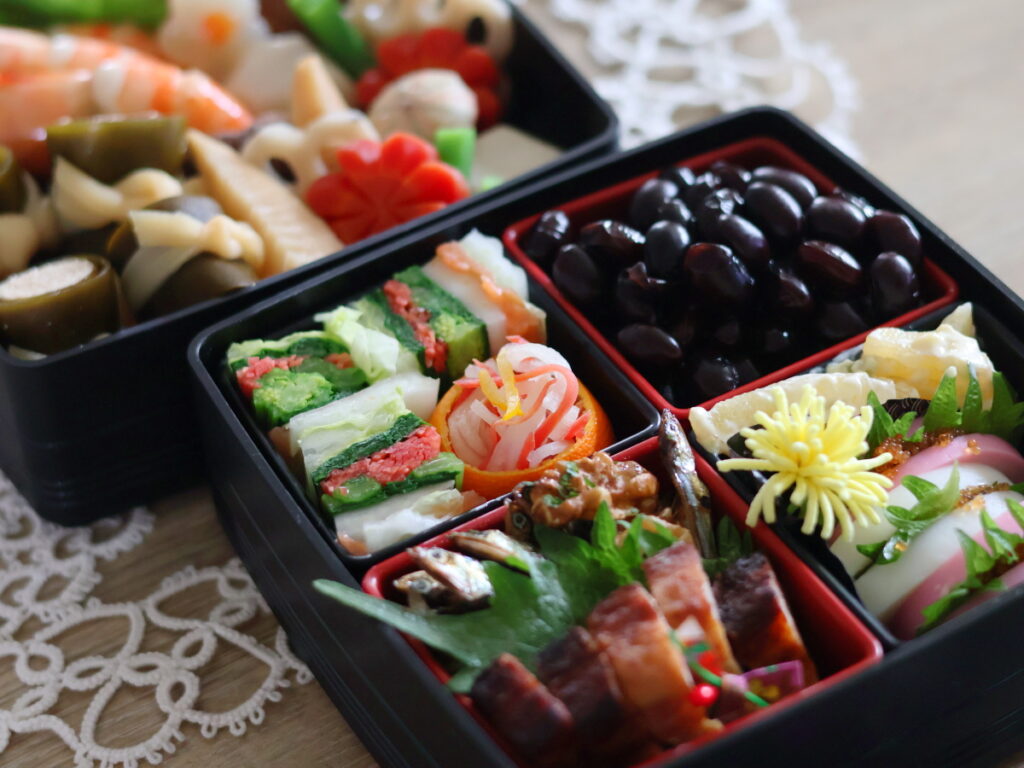 100円SHOPダイソーの550円お重煮詰める簡単おせち