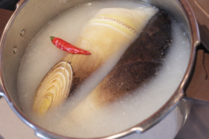 たけのこのアク抜きは圧力鍋と米のとぎ汁が最短！ぬか不要・失敗しない時間設定と科学的根拠