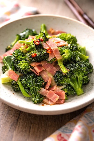 【爆速6分】ブロッコリーが消える！粗びきガーリックのパンチが効いた究極ペペロンチーノ