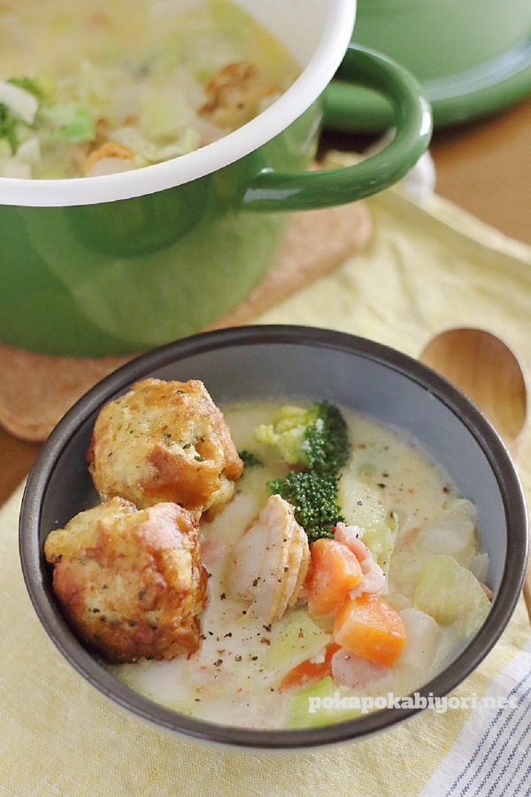 捨てないで！余ったフランスパンが「揚げパン団子」に激変。イギリス留学で教わったホストマザーの味